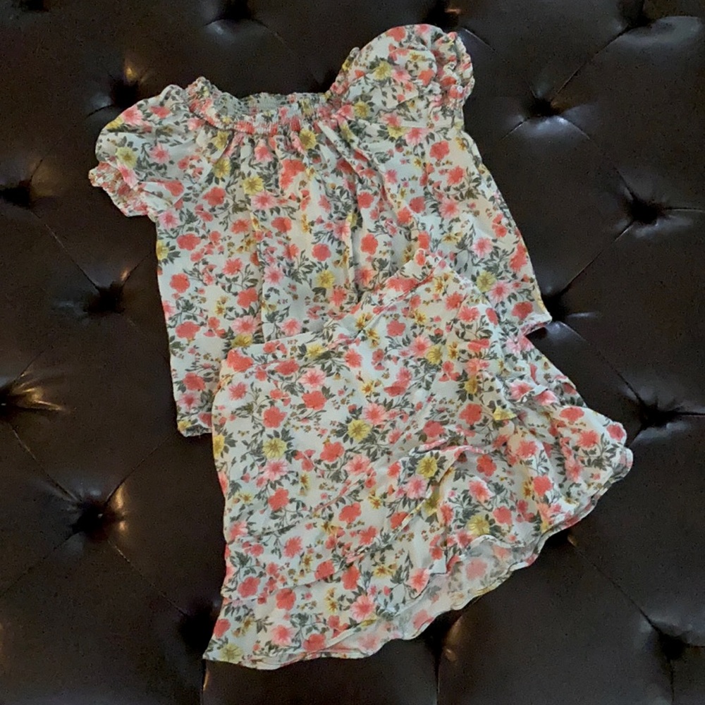 Gianni Bini Floral Blouse & Skirt Set size 5